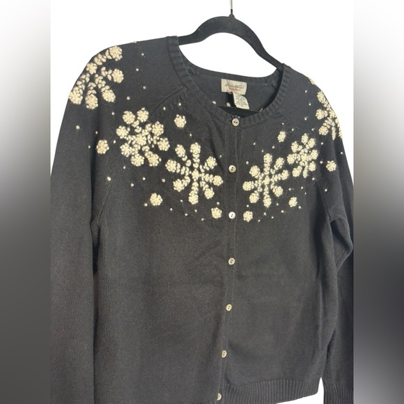 Eddie Bauer Collectibles Angora Rabbit Hair Knit Snowflake Cardigan Sweater M - Picture 2 of 11